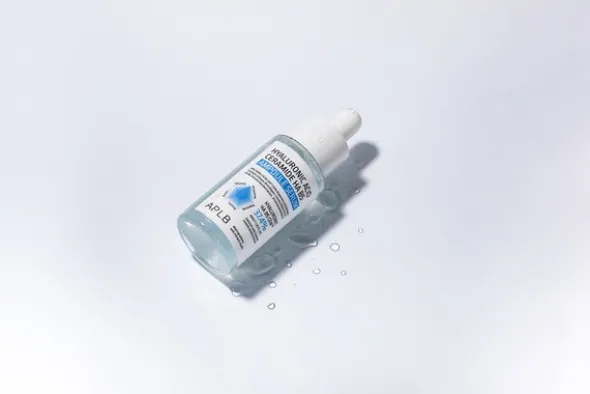 APLB Hyaluronic Acid Ceramide HA B5 Ampoule, serum nawilżające do twarzy z kwasem hialuronowym, ceramidami i witaminą B5, 40 ml