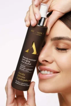 Awesome Cosmetics Feel the Fresh, esencja tonizująca anti aging, 100 ml
