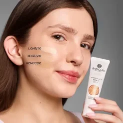 BasicLab Beauties, nawilżający krem,BB SPF15, Light, 33 ml