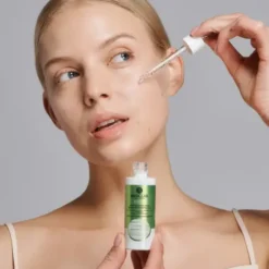 BasicLab Esteticus, antyoksydacyjne serum wyrównujące z witaminą C 15%, 15 ml