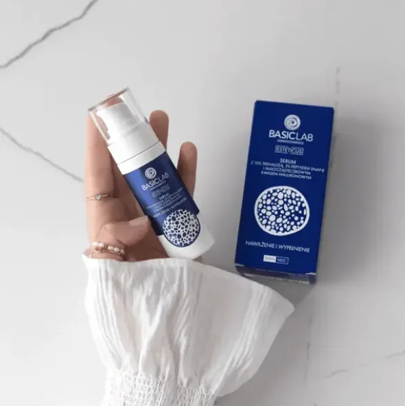 BasicLab Esteticus, nawilżenie i wypełnienie, serum z 10% trehalozą, 5% SNAP-8, 30 ml