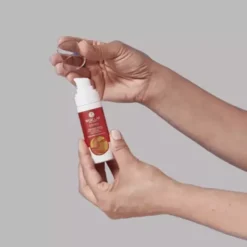BasicLab Esteticus, serum z 0,3% retinolu, 3% witaminą C i koenzymem Q10, 30 ml