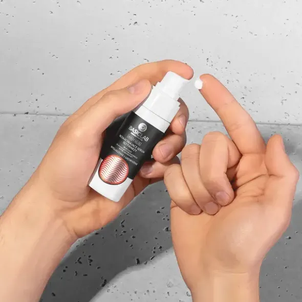 BasicLab Masculis, wzmacniające serum do twarzy Wygładzenie i Ujędrnienie, 30 ml
