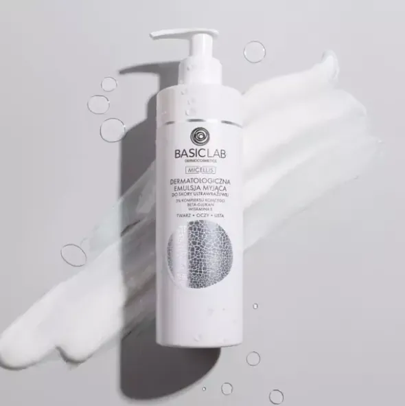 BasicLab Micellis, dermatologiczna emulsja myjąca do skóry ultrawrażliwej, 300 ml