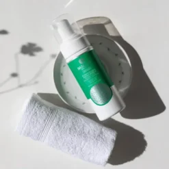 BasicLab Micellis, normalizująca pianka myjąca do skóry tłustej, trądzikowej i wrażliwej, 150 ml