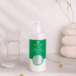 BasicLab Micellis, Płyn micelarny do skóry tłustej, trądzikowej i wrażliwej, 500 ml