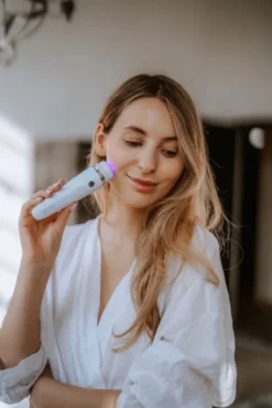 Beautifly, B-Glossy Acne Young, antytrądzikowy masażer do twarzy, 1 szt.