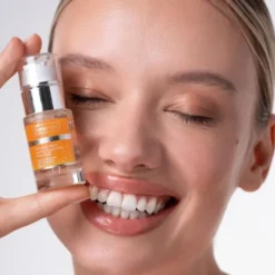 Bielenda Professional SupremeLAB Energy Boost, serum rozjaśniające skórę z ultrastabilną witaminą C, 15 ml