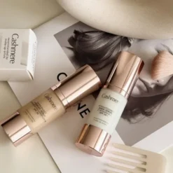 Cashmere DD, wygładzająca baza-serum z witaminą C SPF50+, 30 ml