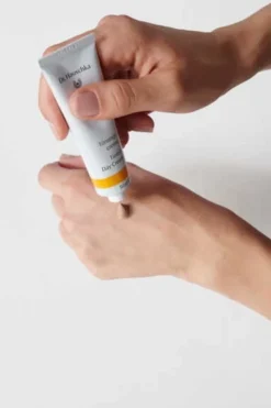 Dr.Hauschka, krem tonujący na dzień, 30 ml