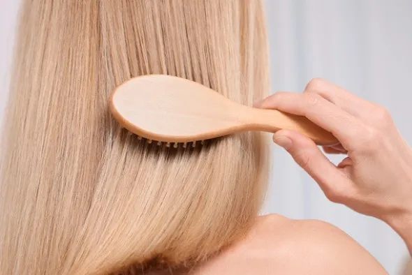 Farmona Radical Hair Clinic ProAge, szampon do włosów dojrzałych i farbowanych, 300 ml
