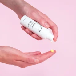 Geek & Gorgeous A-Game 20, przeciwzmarszczkowe serum z retinalem 0,2% i ektoiną, 30 ml