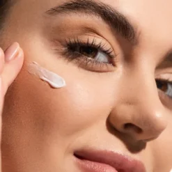 Idee Derm, silnie nawilżające serum z ektoiną, 30 ml