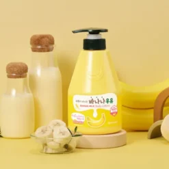 Kwailnara Banana Milk Body Cleanser, nawilżający żel do mycia ciała z ekstraktem z banana, 560 g