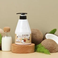 Kwailnara Coconut Milk Body Lotion, intensywnie nawilżający balsam do ciała, 560 g