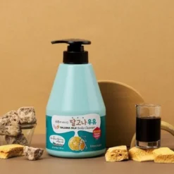 Kwailnara Dalgona Milk Body Cleanser, złuszczająco-nawilżający żel do mycia ciała, 560 g