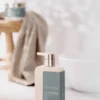 Lunaria Shower Oil, Olejek nawilżający pod prysznic, 250 ml