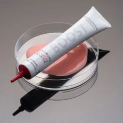 Madara Hyaluronic Collagen Booster, stymulujący koncentrat nawilżający, 25 ml