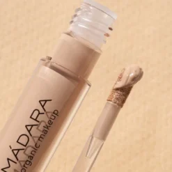 Madara Luminous Perfecting Concealer, korektor, Warm Latte 30, 4 ml