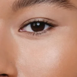Madara Luminous Perfecting Concealer, korektor, Almond 45, 4 ml