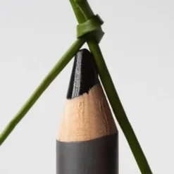 Madara The Eye Pencil, kredka do oczu, black, 1 g