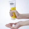 Mediheal Vitamin C Pore Toning Cleanser, rozświetlająca żel-pianka do mycia twarzy z witaminą C, 120 ml