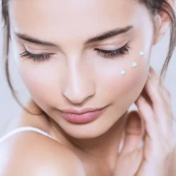 Miraculum Woda Termalna, serum pod oczy aktywnie nawilżające, 20 ml