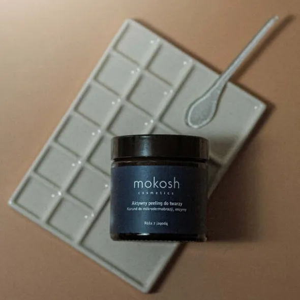 Mokosh aktywny peeling do twarzy, róża z jagodą, 60 ml