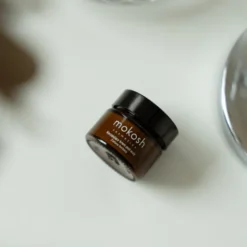 Mokosh, korygujący krem pod oczy, zielona herbata, mini, 15 ml