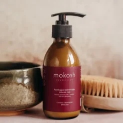 Mokosh, nawilżająco-rozświetlający lotion do ciała, czereśnia z bursztynem, efekt glow, 200 ml