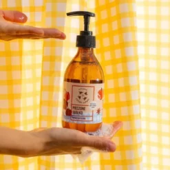 Mydlarnia 4Szapki, naturalne mydło w płynie Pieczone Jabłko, 300 ml