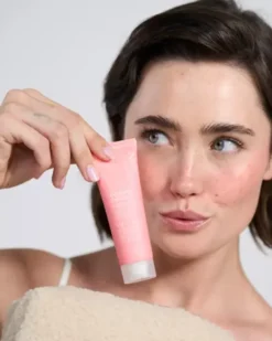 Nacomi Next LVL Exposome Defence, lekki krem na dzień, SPF 50, 40 ml