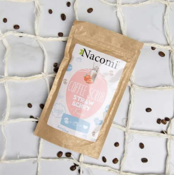 Nacomi, suchy peeling do ciała, truskawka, 200 g
