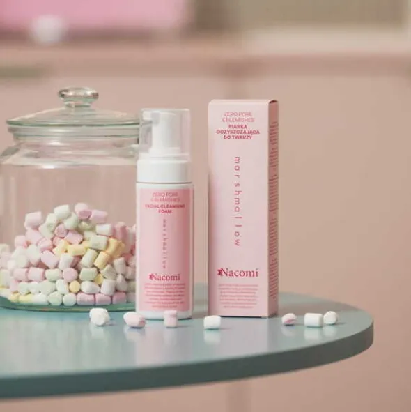 Nacomi Zero pore & blemishes, pianka oczyszczająca do twarzy Marshmallow, pianka, 150 ml