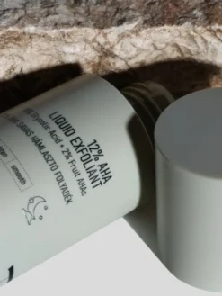 Nerds 12% AHA Liquid Exfoliant, tonik złuszczający z 10% kwasem glikolowym i 2% AHA z owoców, 100 ml