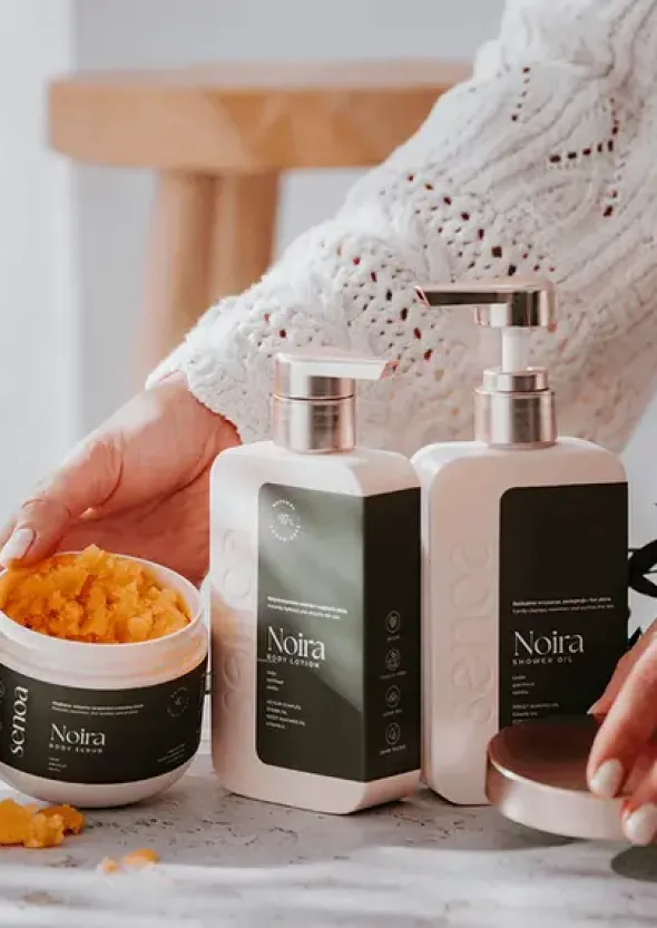 Noira Shower Oil, Olejek nawilżający pod prysznic, 250 ml
