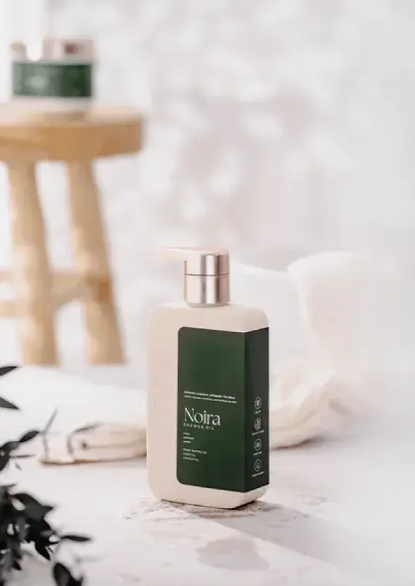 Noira Shower Oil, Olejek nawilżający pod prysznic, 250 ml