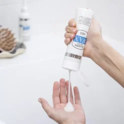 Olamin MED WAX, Laboratorium Pilomax, szampon na łupież tłusty i problematyczną skórę głowy, 200 ml