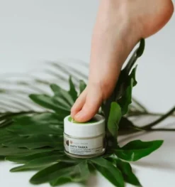 Opcja Natura, Anty Tarka, kuracja na suche i popękane pięty z mocznikiem, 50 ml