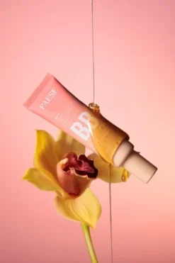 Paese, krem BB z kwasem hialuronowym, 03 Natural, 30 ml