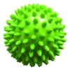 Qmed Massage Ball, piłeczka rehabilitacyjna z kolcami, średnica 7 cm, zielona, 1 szt.