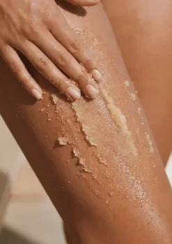 Senoa Aurora Body Scrub, peeling wygładzający do ciała, 300 g