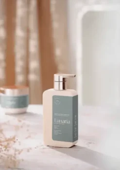 Senoa Lunaria Body Lotion, balsam nawilżający do ciała, 250 g