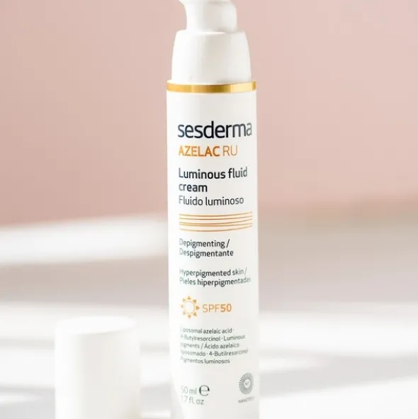 Sesderma Azelac RU, emulsja rozświetlająca, SPF 50, 50 ml