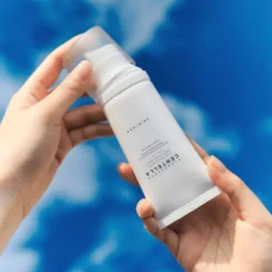 Skin1004 Centella Tone Brightening Tone-Up, ochronny krem przeciwsłoneczny do twarzy SPF 50+ PA++++, 50 ml