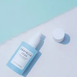 Skin1004 Hyalu-Cica Blue Serum, lekkie serum nawilżająco-kojące, 30 ml
