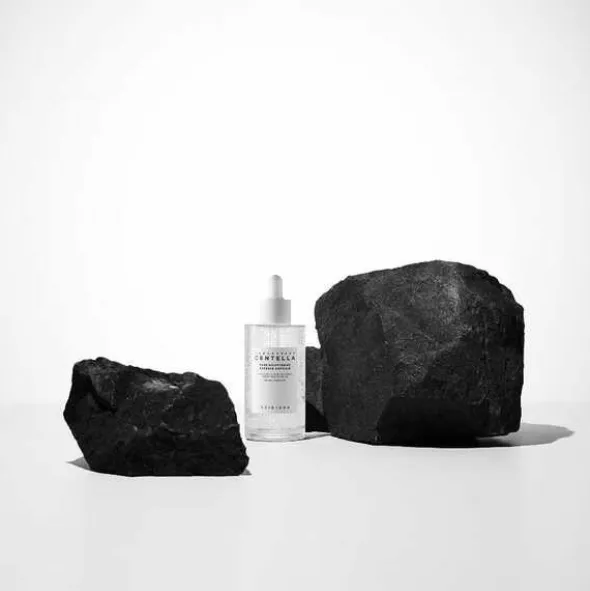 Skin1004, Madagascar Centella Tone Brightening Capsule Ampoule, serum rozjaśniające, 30 ml