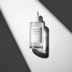 Skin1004, Madagascar Centella Tone Brightening Capsule Ampoule, serum rozjaśniające, 30 ml