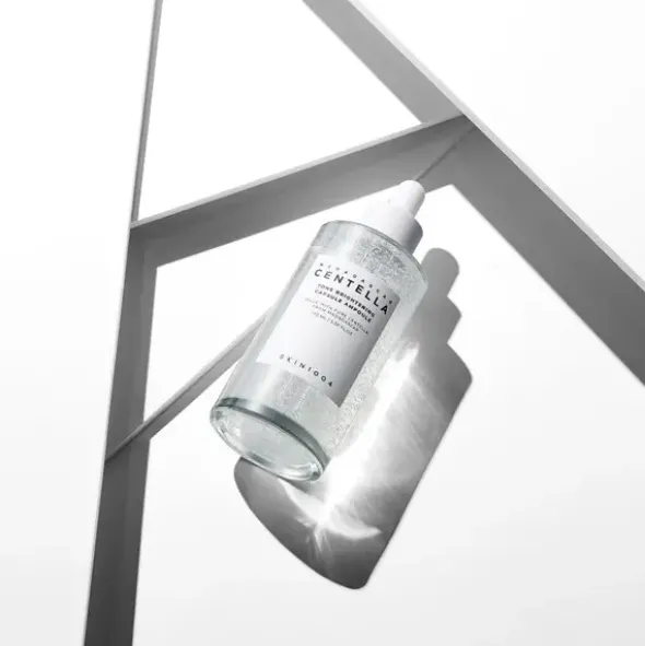 Skin1004, Madagascar Centella Tone Brightening Capsule Ampoule, serum rozjaśniające, 30 ml