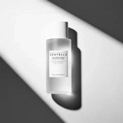 Skin1004, Madagascar Centella Tone Brightening Boosting Toner, tonik do twarzy nawilżająco-rozświetalający, 210 ml